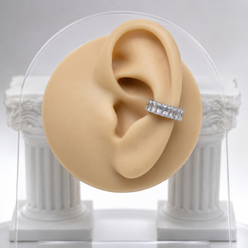 Conch Hoop piercing