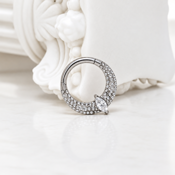 Ornate teardrop daith