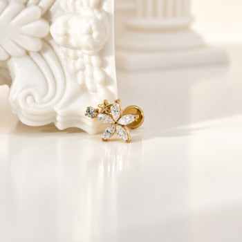 Soft petal in gold