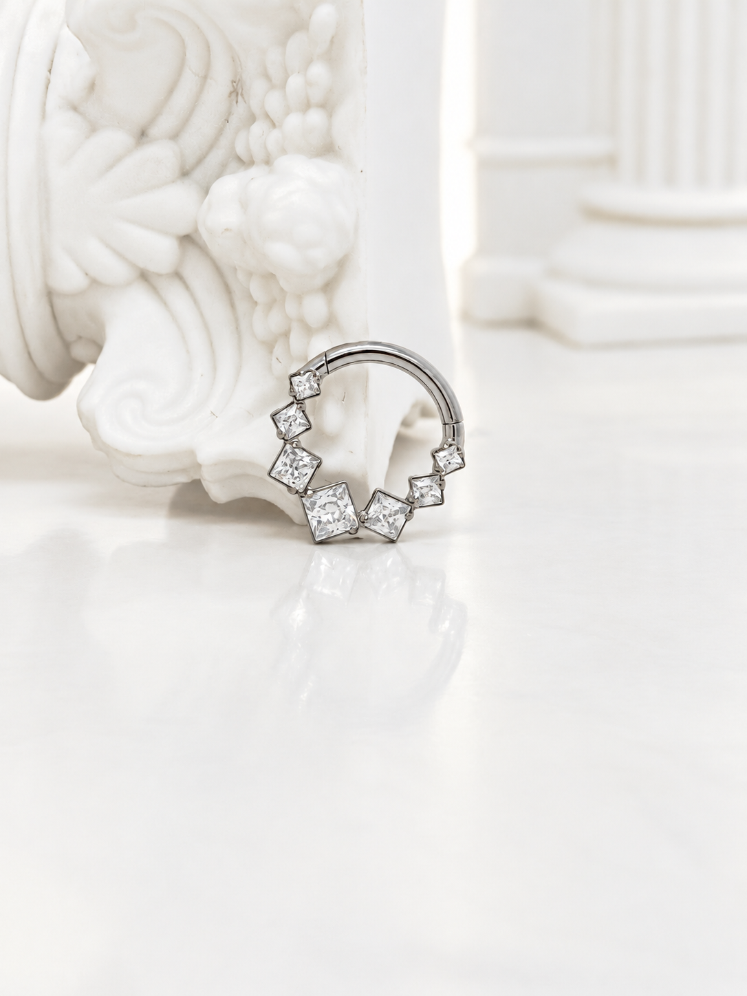 Crystal cube daith in silver